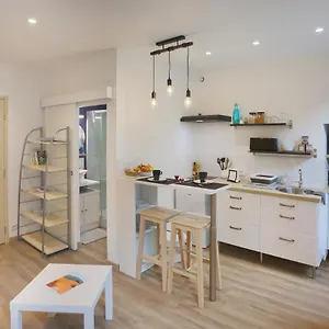 Aptcitystay , Apt Francia